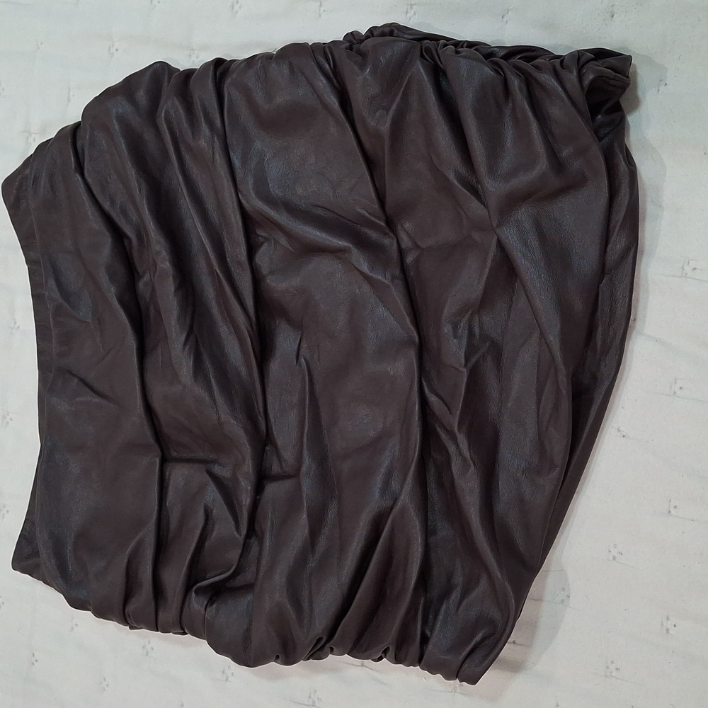Lulus Cool Factor Dark Plum Purple Ruched Vegan Leather Mini Skirt Sz XS Nwt - Picture 3 of 12